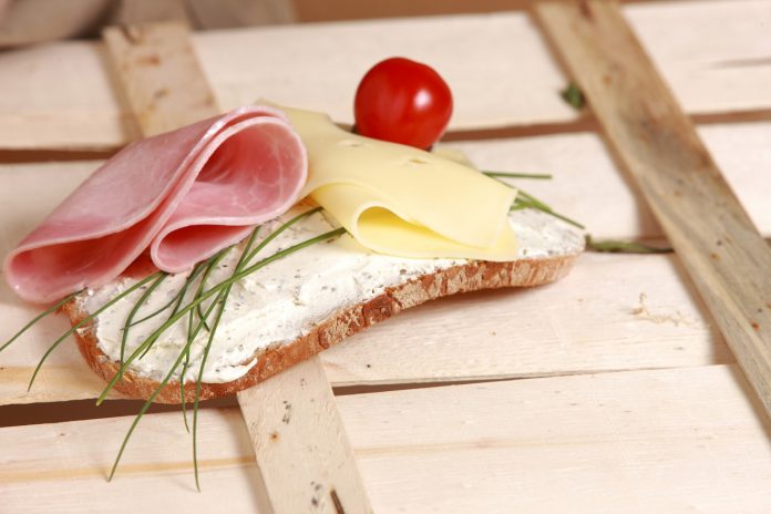 bread-cheese-1331447_1280