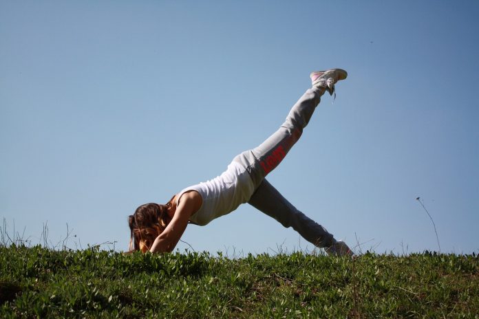 woman-exercising-1087028_1280